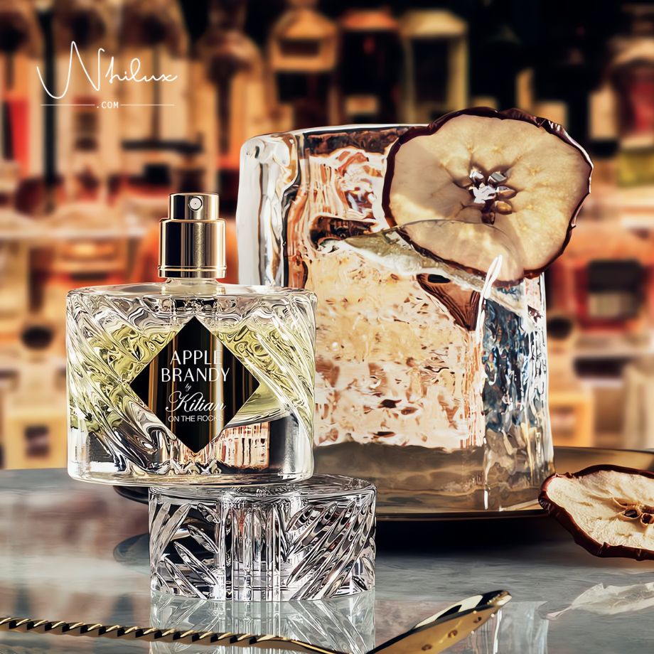 apple-brandy-on-the-rocks