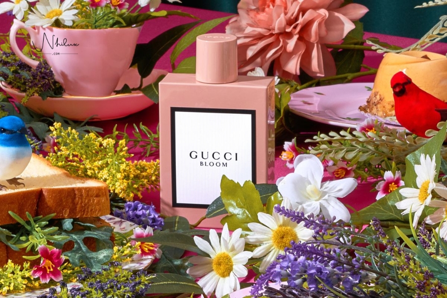 mui-huong-hoa-trang-dạc-trung-cua-nuoc-hoa-gucci-bloom